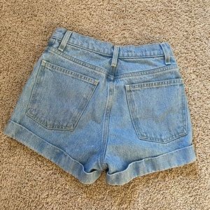 AMERICAN APPAREL // jean shorts